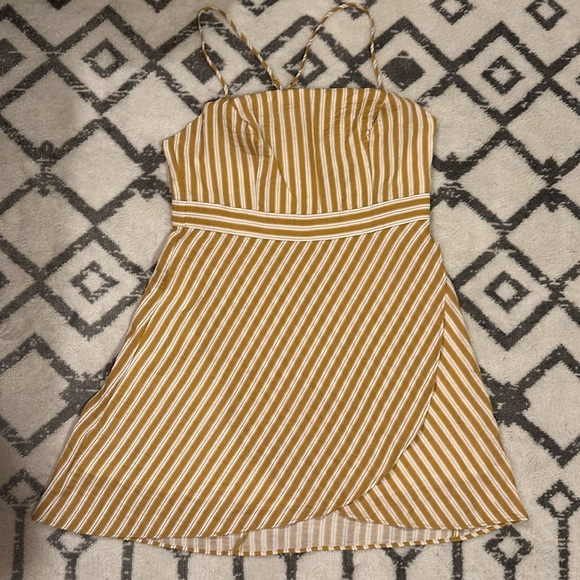Lulus Central Park Striped Dress Sz S Yellow/White - Picture 5 of 6